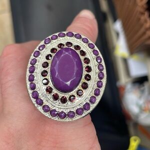 Metal oval,  purple stones, purple 💎 jewels elastic cord metal band.